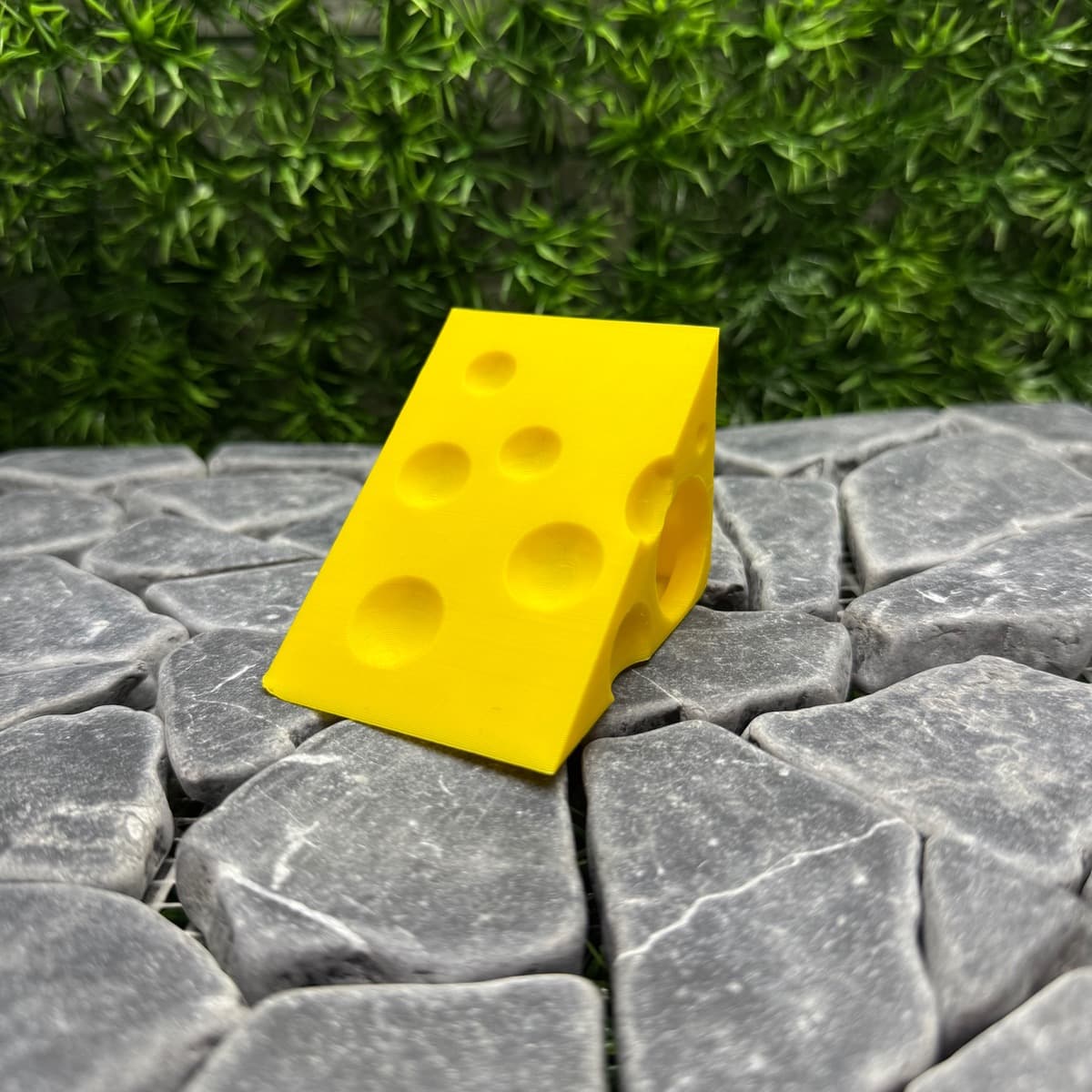 Mini Magnetic Cheese Hide, adjacent image