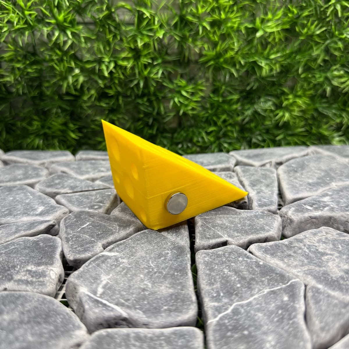 Mini Magnetic Cheese Hide, adjacent image