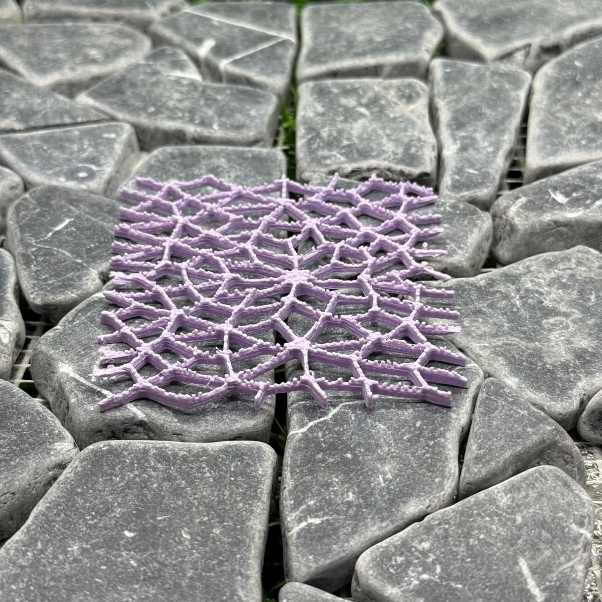 Invert Grid, adjacent image