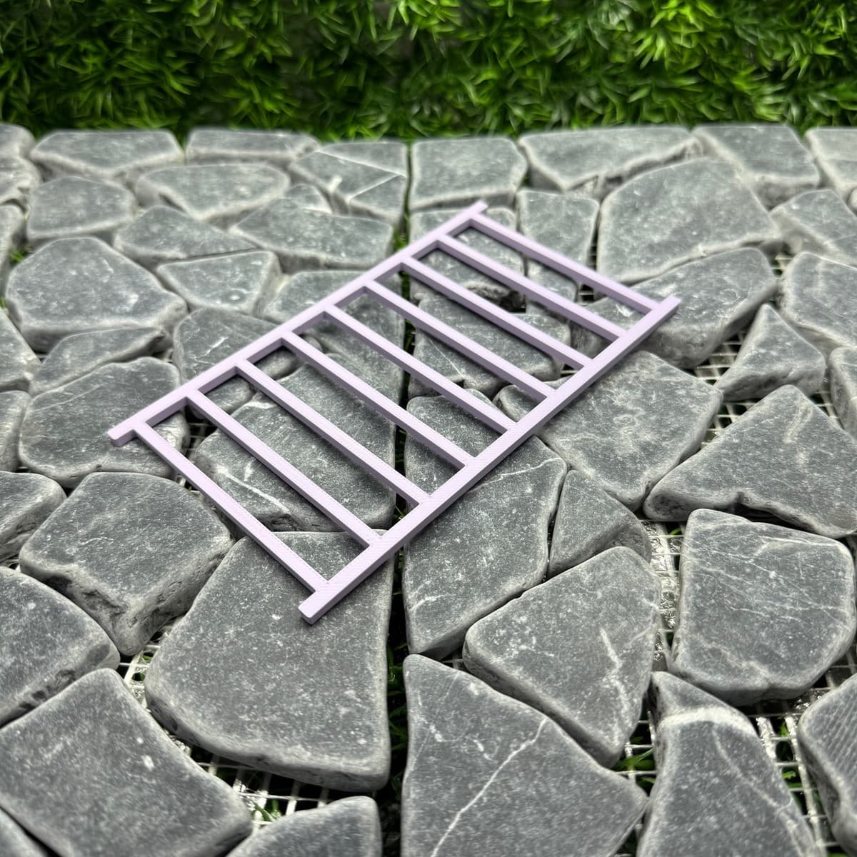 Ladder, adjacent image