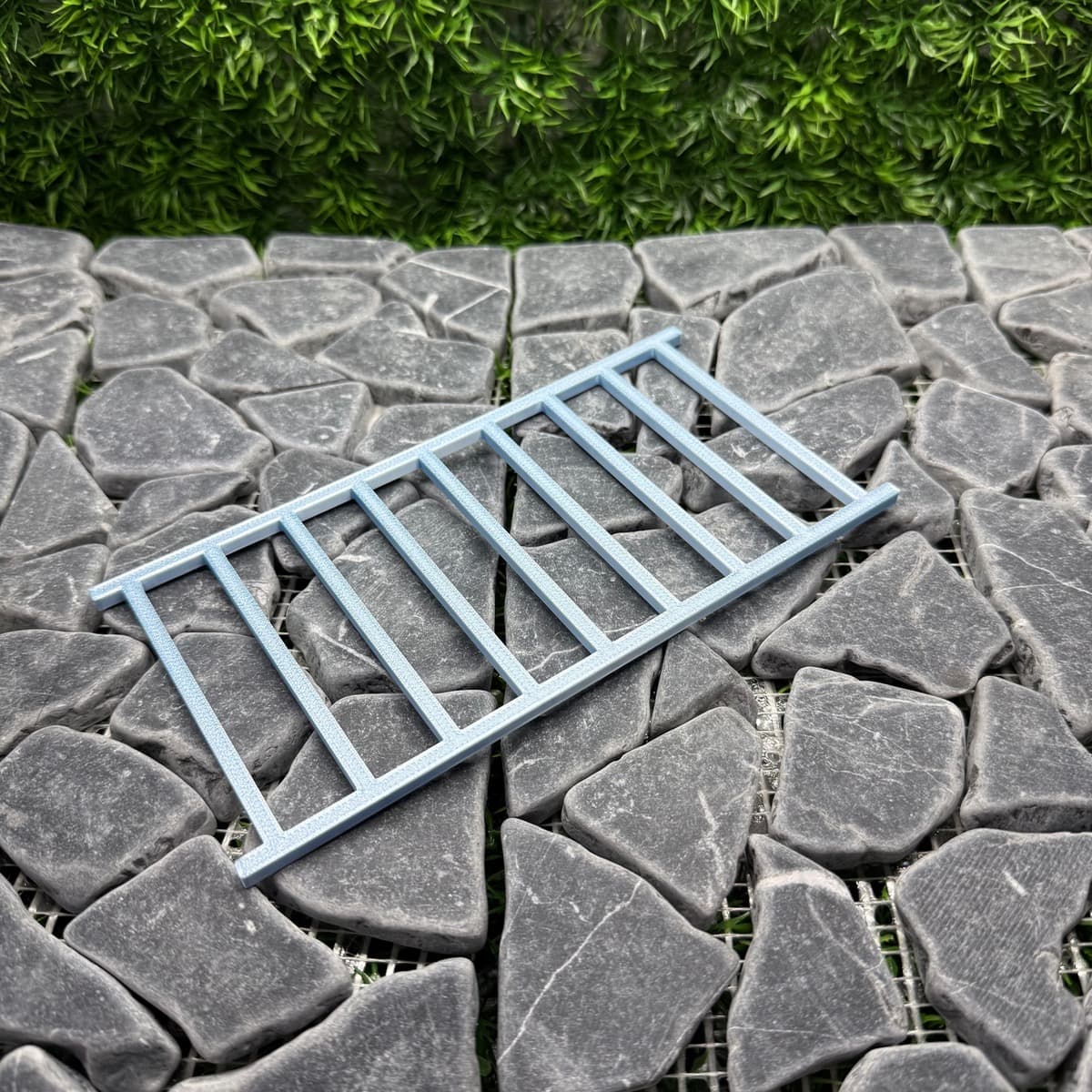 Ladder, adjacent image